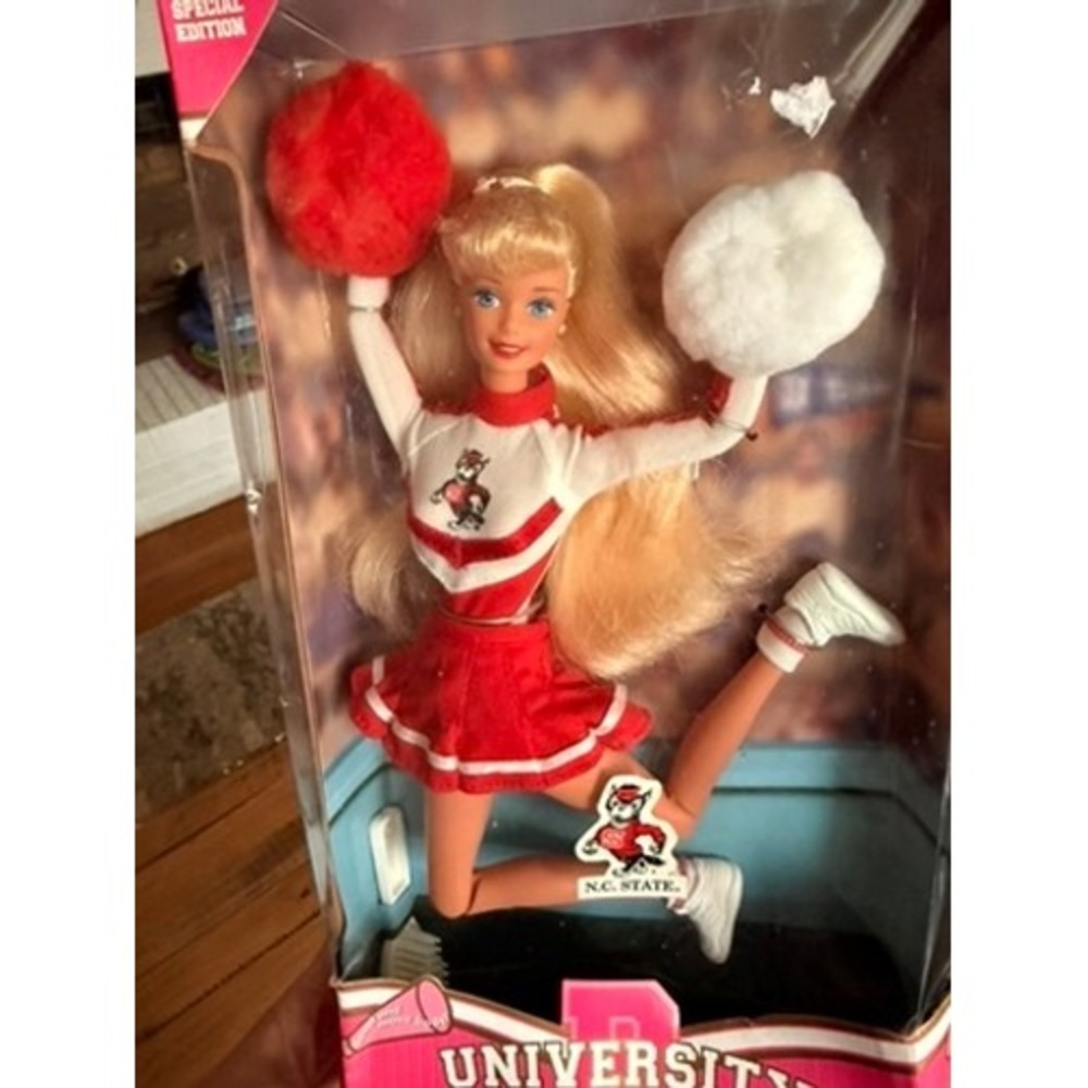 vintage Mattel University Barbie NC State Cheerleader Special Edition 1996 Doll
